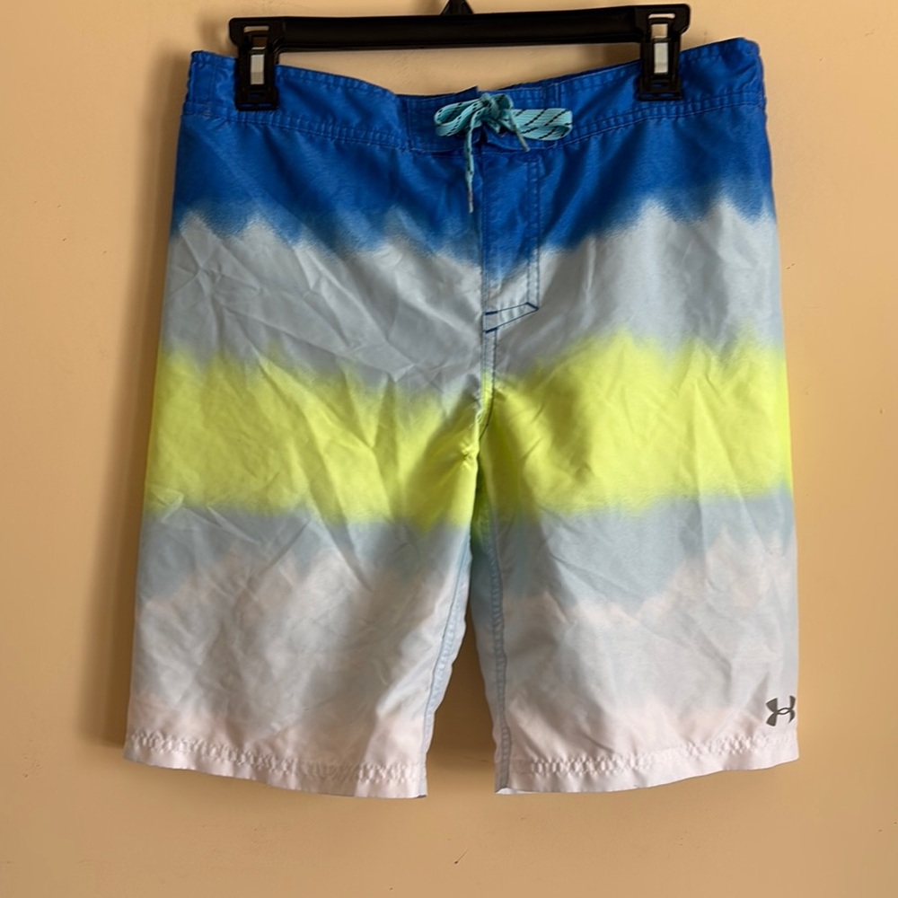 Under Armour Kids Blue and Yellow Swim Shorts in Size Youth Largeโ
